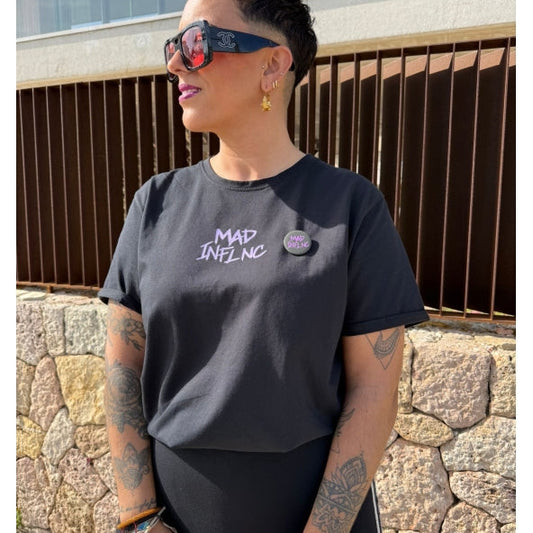 CAMISETA MAD LOGO LILA