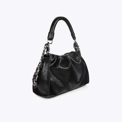 BOLSO EFECTO ARRUGADO CON DETALLES METÁLICOS