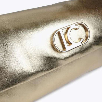 CARTERA DE MANO ACOLCHADA