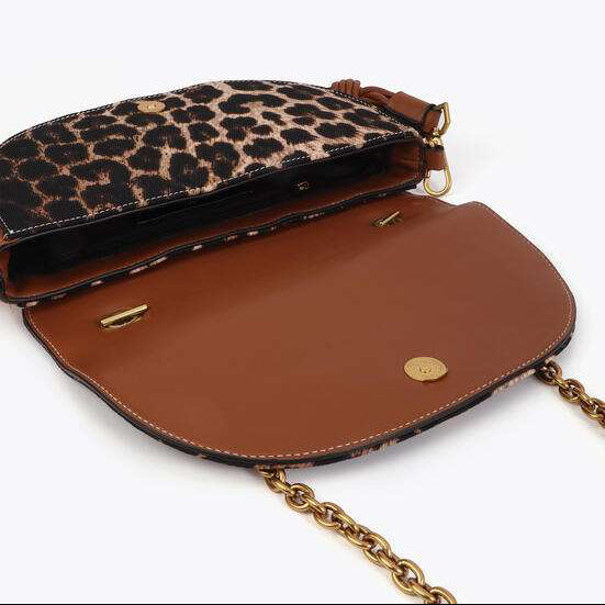BOLSO MEDIA LUNA DE LEOPARDO Y EFECTO PIEL