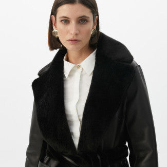 ABRIGO REVERSIBLE EFECTO PIEL Y PELO NEGRO