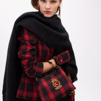 BOLSITO TEJIDO CUADROS PARCHE ESCUDO